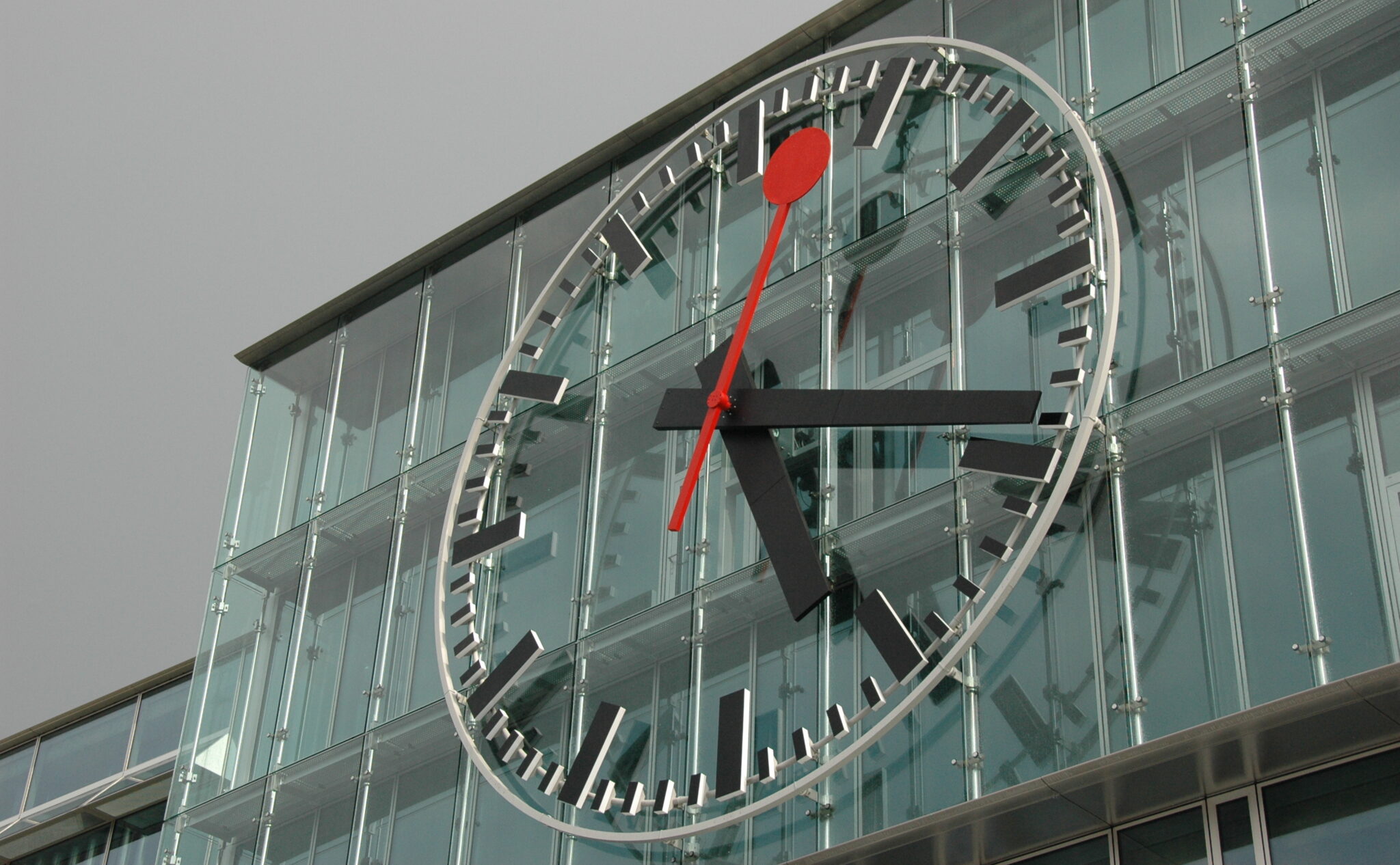 download the largest clock